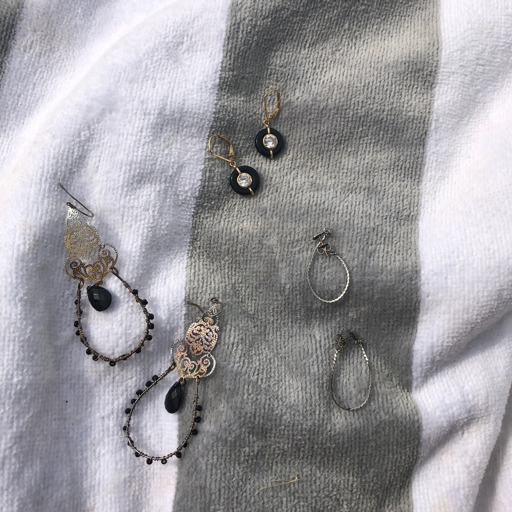 bundle thee pairs of earrings